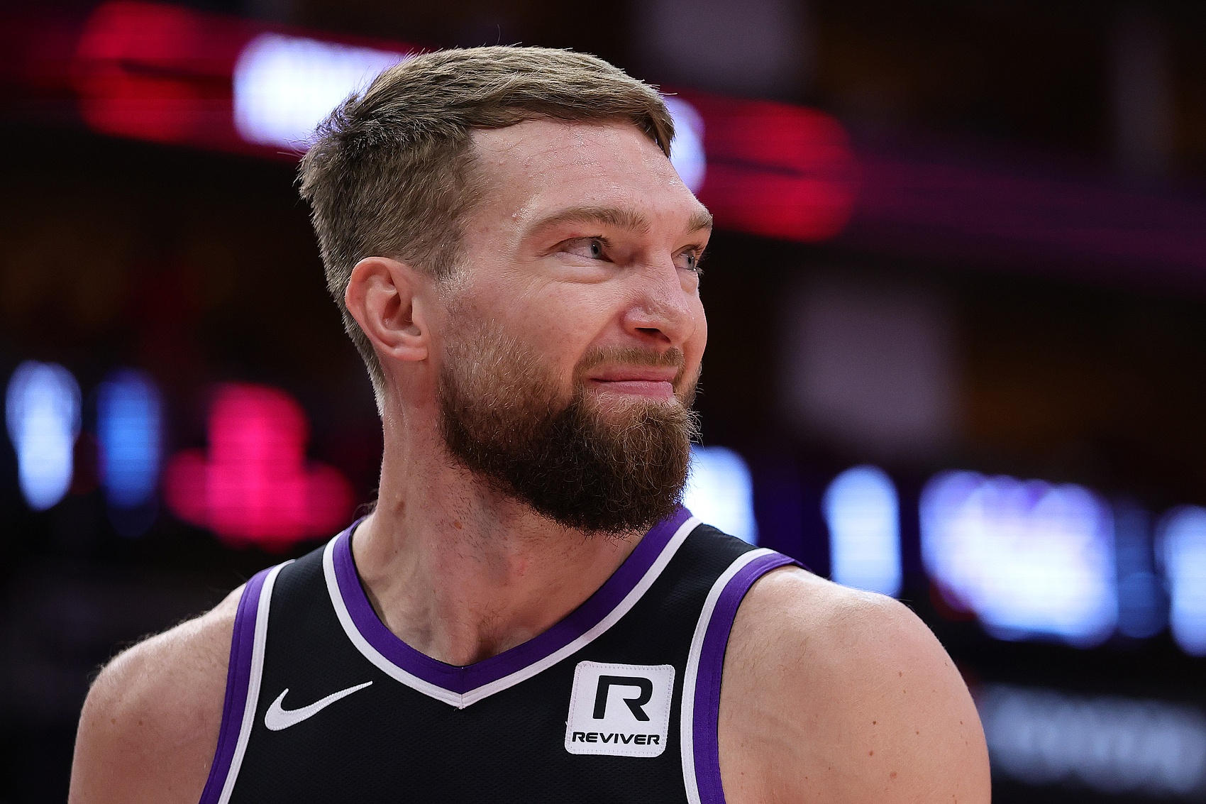 多位球队高管透露，国王将迅速把小萨博尼斯列入交易名单