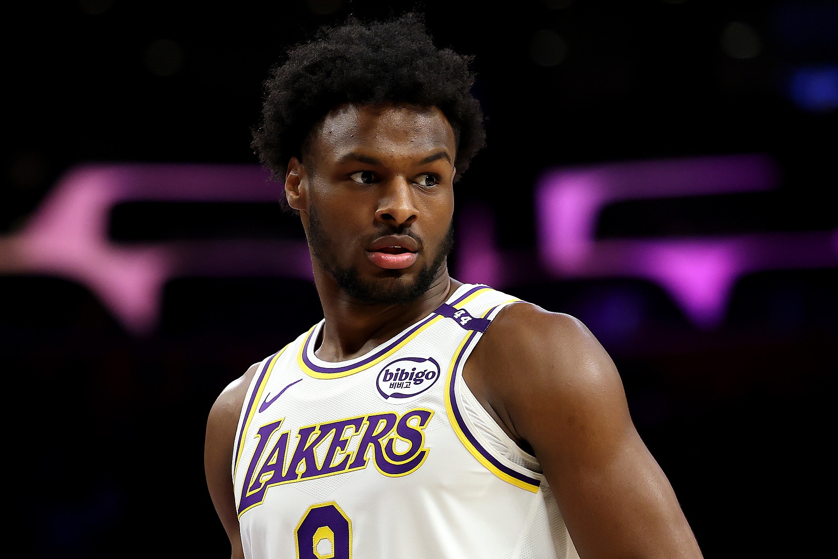 布朗尼实力超越次轮末选水准，借机抹黑詹姆斯的人应感羞愧