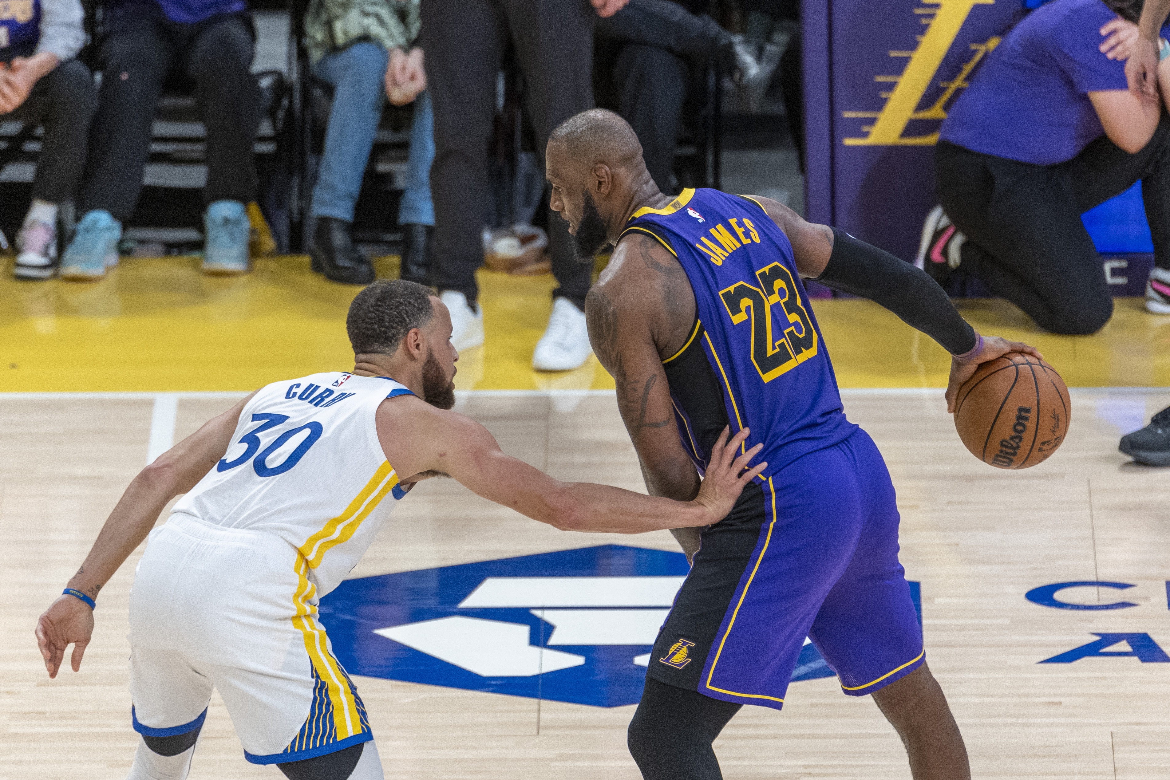 詹姆斯、库里、杜兰特等名将在列