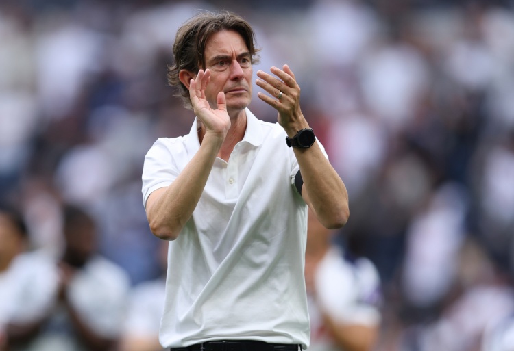 输球令人气愤；没注意斯彭斯下场反应