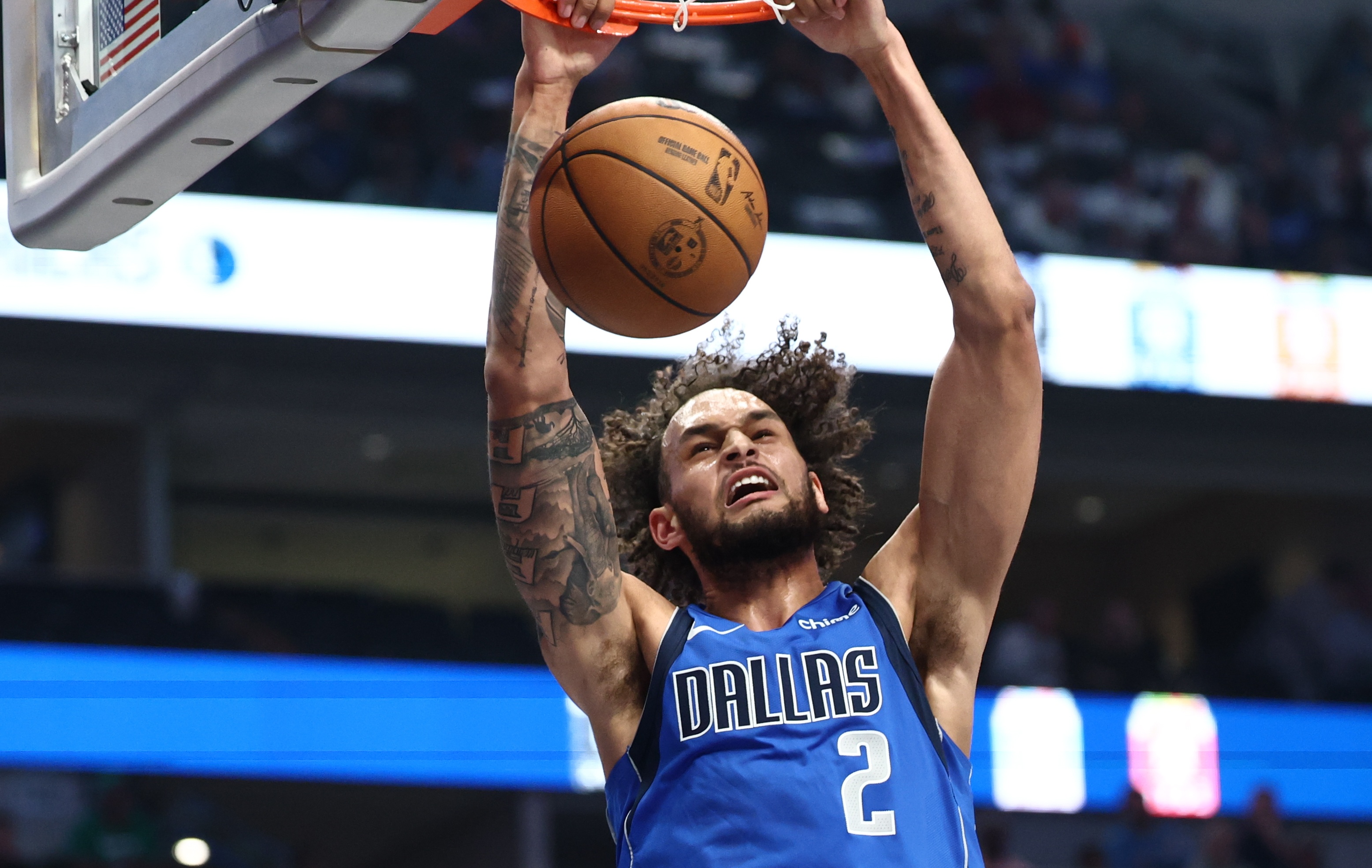 莱夫利右脚手术顺利完成，赛季提前报销